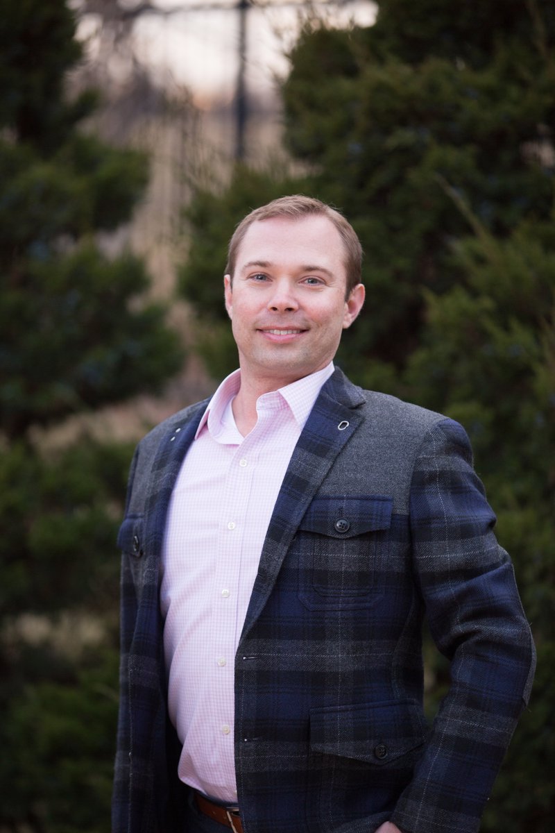 bloompartykc's tweet photo. Meet Tom Nagel, returning co-chair for #BloomKC. When Tom isn’t busy working or volunteering, he enjoys listening to live music, traveling & spending time with his partner, David, and their dog, Dolby. Learn more about #BloomCirque and our co-chairs at https://t.co/WDbaXGrgQy https://t.co/CZD0tra4e6