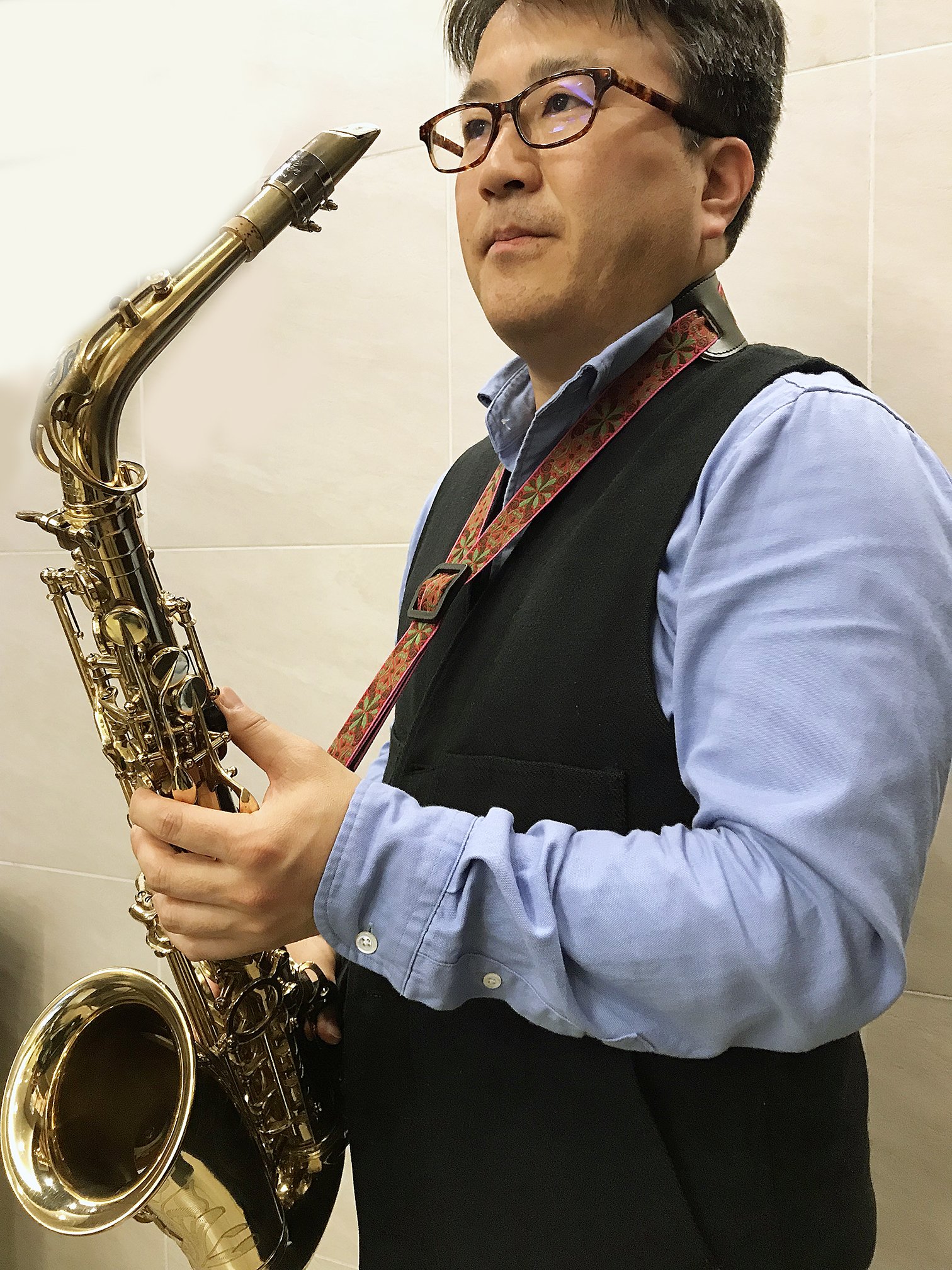 Oasis Music サックス プレイヤーの皆さん オシャレなストラップに取り替えてみませんか Bruff Saxophone Strapは 老若男女問わず幅広いサックスプレーヤーにお使い頂けるよう多数のデザインをご用意いたしました サックスストラップはこちら