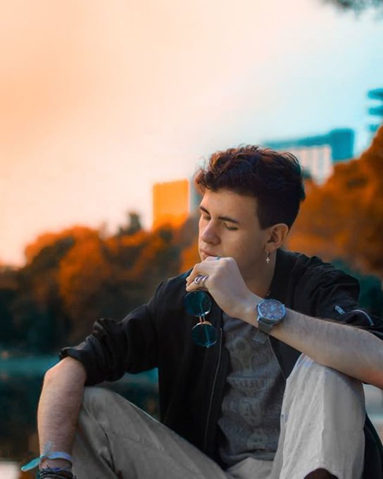 El amor apareci&oacute; en cuanto te conoc&iacute; y est&aacute;s justo en donde yo te quer&iacute;a: en mi vida. #🙈 - - - - - -<a href="/tag/vida"class="tags"><span>#vida</span></a>