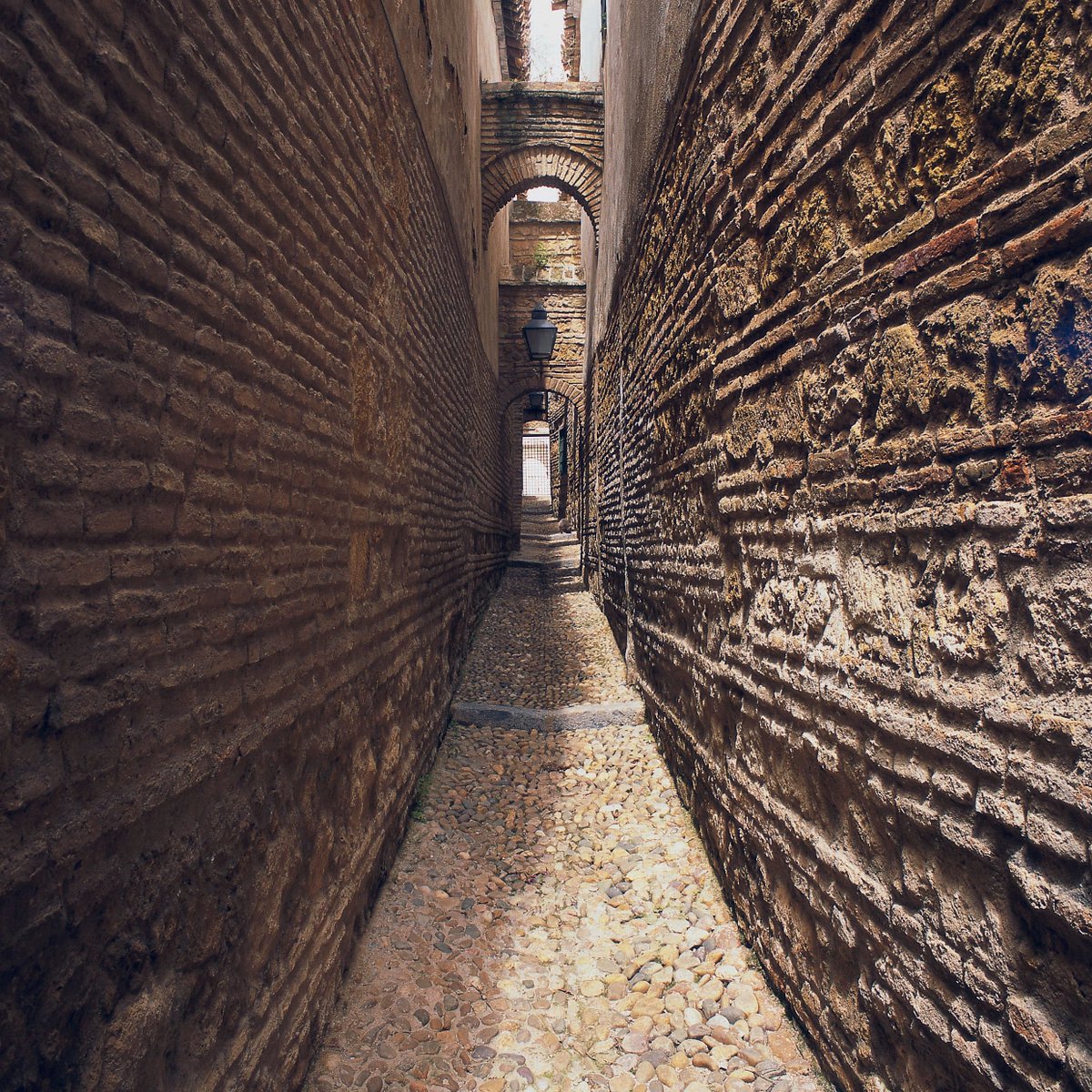 España en Latam tweet media