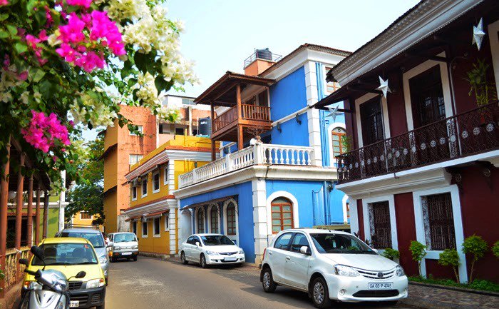 mackthelocal's tweet photo. #thelocalbeat #thelocalbeatgoa #localtours #handcrafted #gowherelocalsgo #villageloaf #pasoi #uncluttered #goa #wander #loaf #unwind #slowdown #livinglocal #localliving #liveauthentic
#localpassions #localsightsandstories #heritage #vintagesyle #incredibleindia #unexploredindia https://t.co/LUylvCu9Db