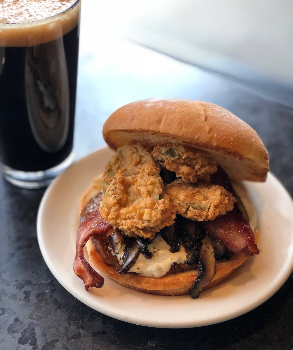 🍀 St. Patrick’s Day is almost here which means we’re running the Dublin Burger, now until March 18th! This beaut consists of a grass fed beef patty, fried pickles, Irish cheddar, sautéed mushrooms, bacon, and dijonnaise. Top it off with a $5 Guinness.🍀 {only at DMK Lakeview}