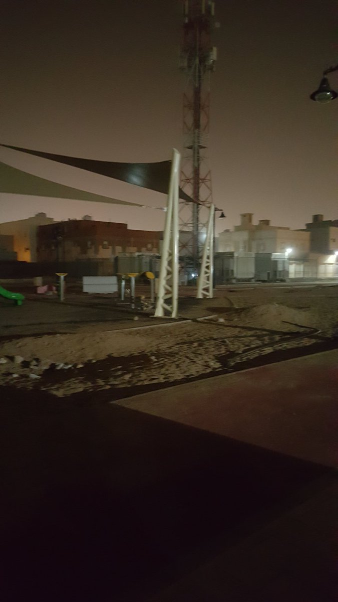 Alialuthman's tweet photo. يا امانة جده ...
يوجد الحديقة المجاورة لمسجد ام مطلق خلف اسواق المزرعه
والتي بدأ العمل بها قبل اكثر من ثلاث سنوات ولم يتم الانتهاء منها الى الان فهل تم استلامها او انها من المشاريع المتعثره
نرجو استكمالها ومحاسبة المتسبب في هذا الاهمال والهدر في المال العام . https://t.co/5pt3NJXWRT