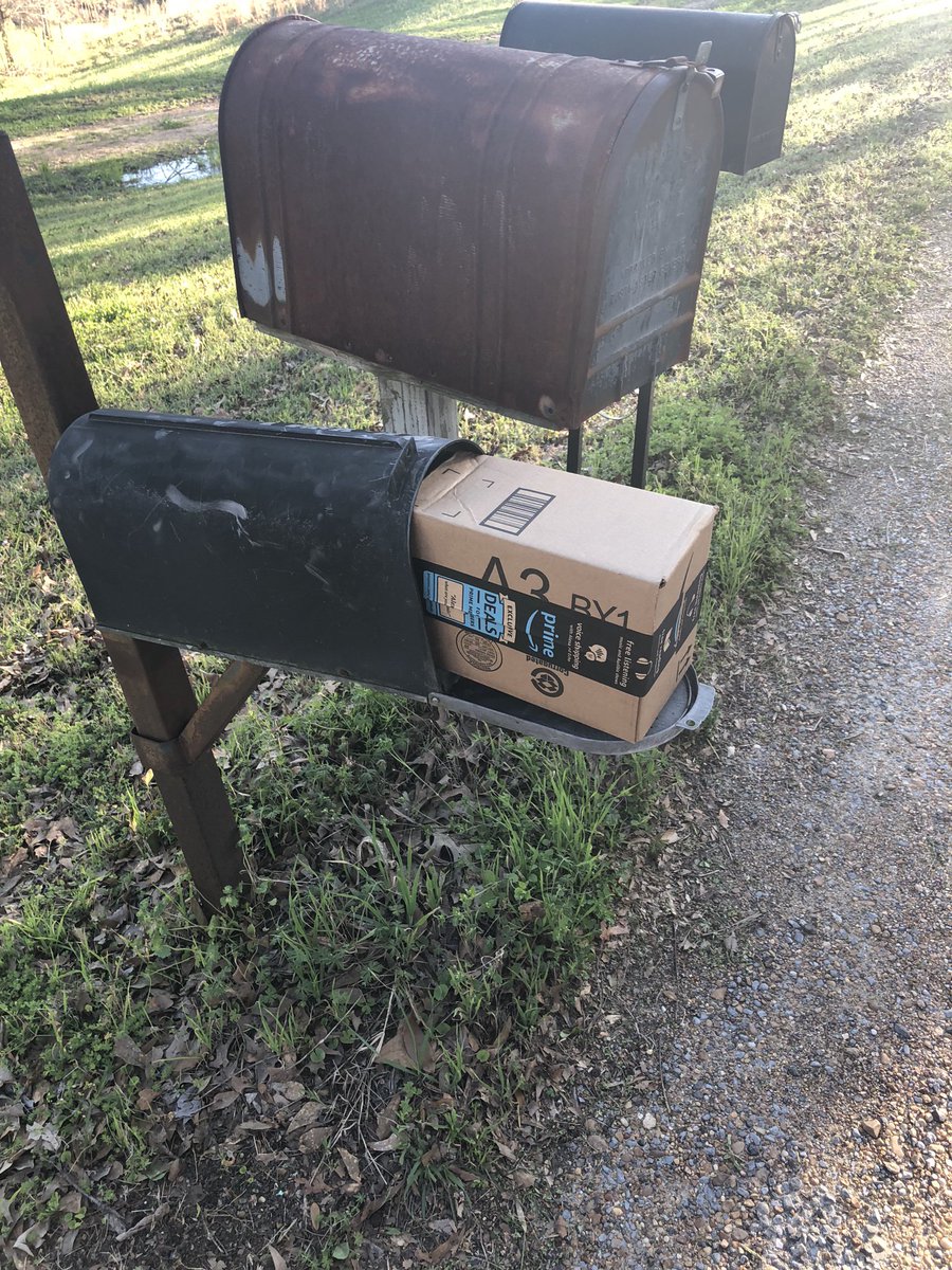 Tsnark's tweet photo. Hey @Amazon, could you please give us a way to exclude @USPS as a Prime delivery method?  I’m getting tired of stuff like this happening, and FedEx/UPS always do fine.  I’ve already had to end Subscribe and Save due to delivery issues. https://t.co/jqmP8IePnx
