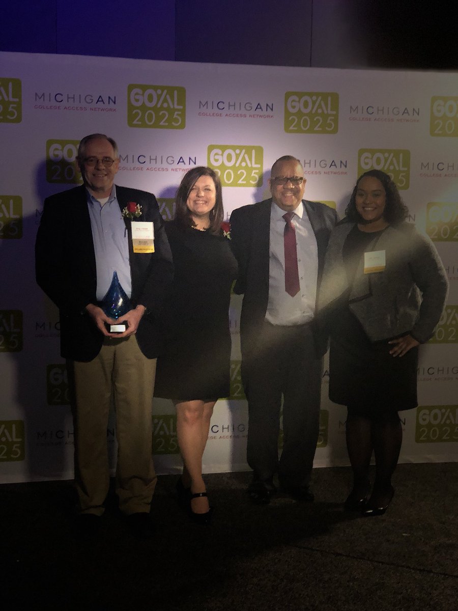 DetroitChamber's tweet photo. We are honored to receive the  @MICollegeAccess Beacon Award for the @DetroitDegrees &amp; @DetroitPromise work to strengthen postsecondary attainment success through partnerships. Thank you, MCAN! https://t.co/3se8oAJBJw
