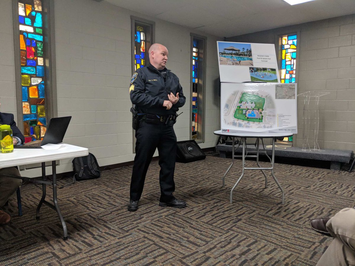 HamiltonTwpPD's tweet photo. Sgt. Wall speaking tonight at the #RegencyRun HOA Annual Meeting. https://t.co/BzFeZPD5BK