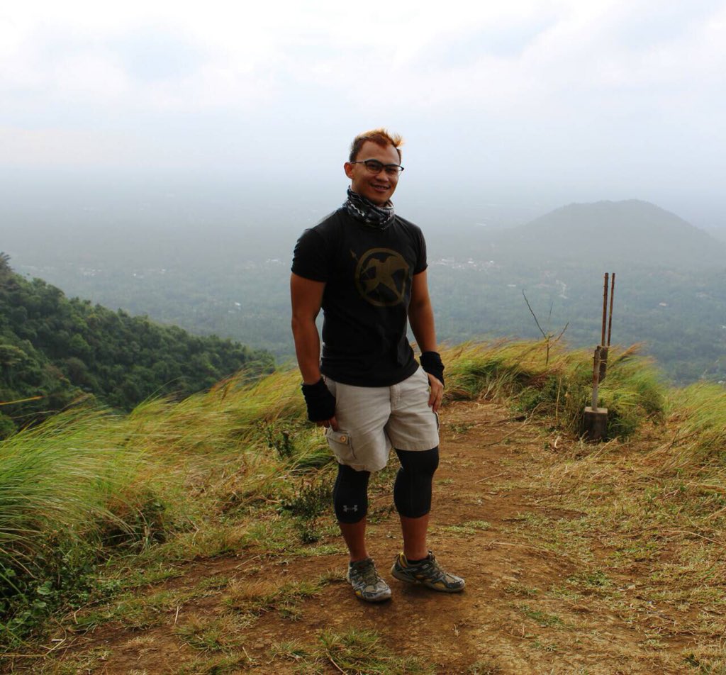 socialsheen91's tweet photo. Iba talaga yung saya na binibigay ng bundok sa akin. 💚 #mtmaculot #pinoymountaineers #akyatph #socialsheen https://t.co/lisqaJpEt0