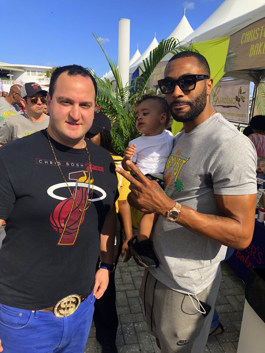 RonRafaelS's tweet image. #miamiheatfamilyfestival #miamiheat #ronrafael #ronrafaels #ronrafaelshimshilashvili #ronshimshilashvili #americanairlinesarena  @MiamiHEAT @J_Rich1 @WayneElli22 @james #jamesjohnson #wayneellington #ericreid #joshrichardson
