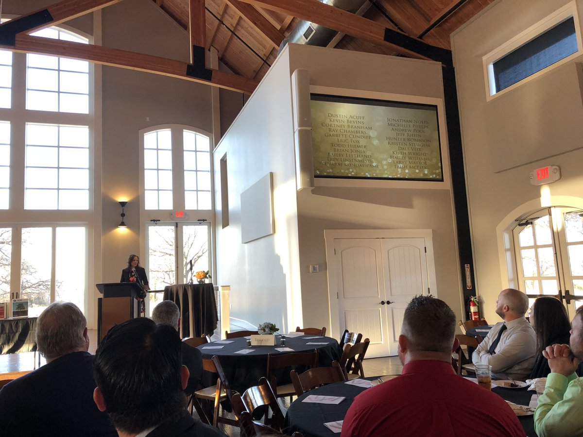 MyCentralCOOP's tweet photo. Congrats to the 2018 ALDP/LEAD participants! These individuals will complete leadership classes to enhance their skills and better serve our members. #CentralGala https://t.co/VlJ2hgJLpo