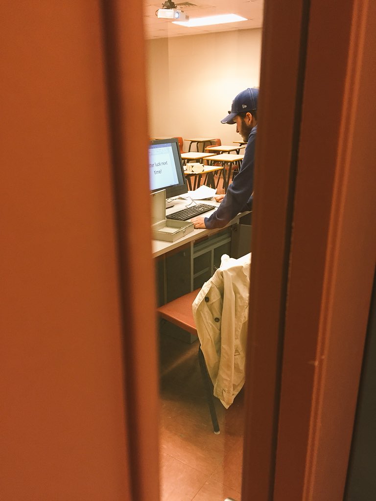 Allison_CBU's tweet photo. Some highlights from tonight’s @cbuniversity first Week of Welcome  event. 📸🔑💸📚 #EscapeRoom #CBUWOW check out our other free events happening all March Break here: https://t.co/Uq2LC87se1 https://t.co/7auXwUtsZ5