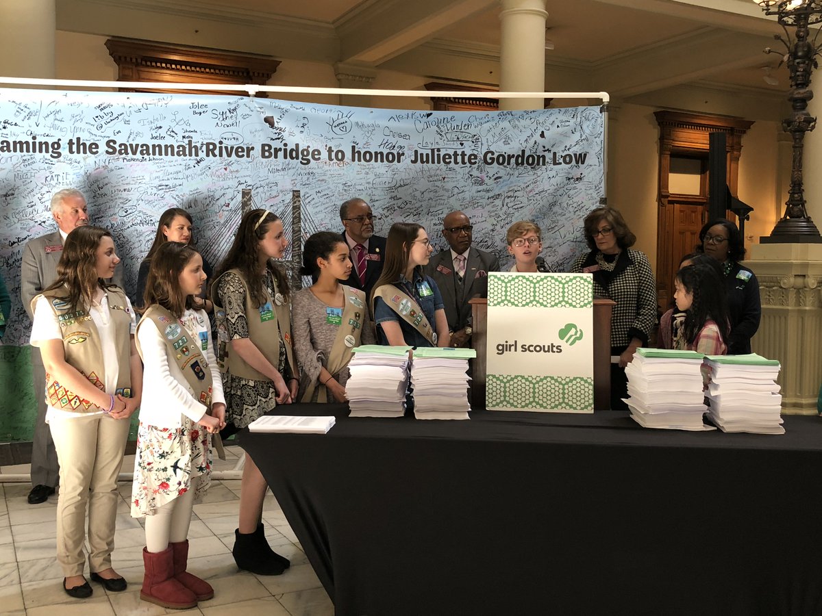 girlscouts's tweet photo. Today Georgia Girl Scouts presented over 12,000 petitions calling on the General Assembly to name the Savannah bridge for Juliette Gordon Low. Learn how you can help: https://t.co/EqmV65IjJy #JGLBridge https://t.co/JorR09Lfb6