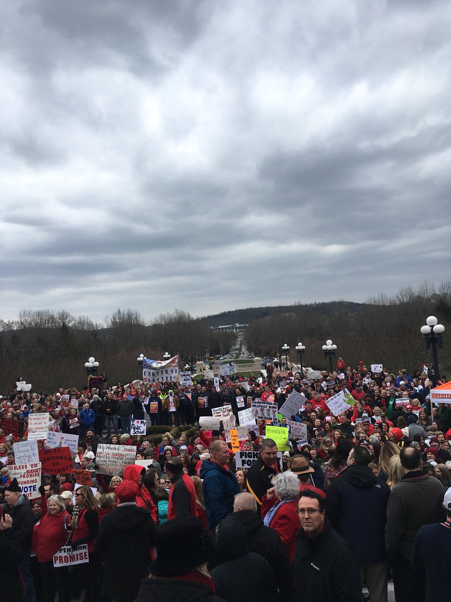 KYEducators's tweet photo. Thanks to everyone who came out for the People’s Movement Rally tonight!   Let’s keep the momentum going and take the message back to our local communities! https://t.co/0x1dLD3qI2