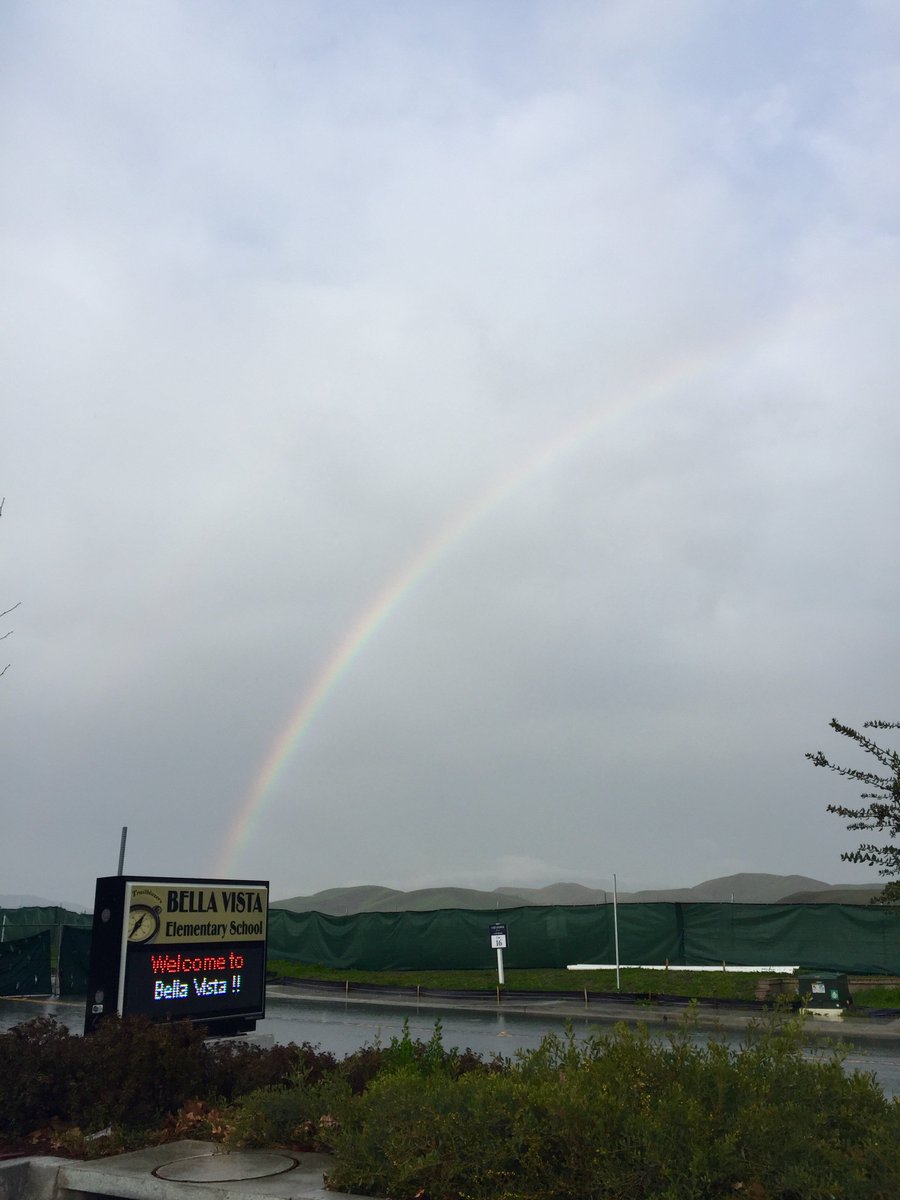 mrswehe202's tweet photo. Lucky to be a Bella Vista Trailblazer! I guess this means our school is a pot of gold! https://t.co/6U2MRrT9Cc