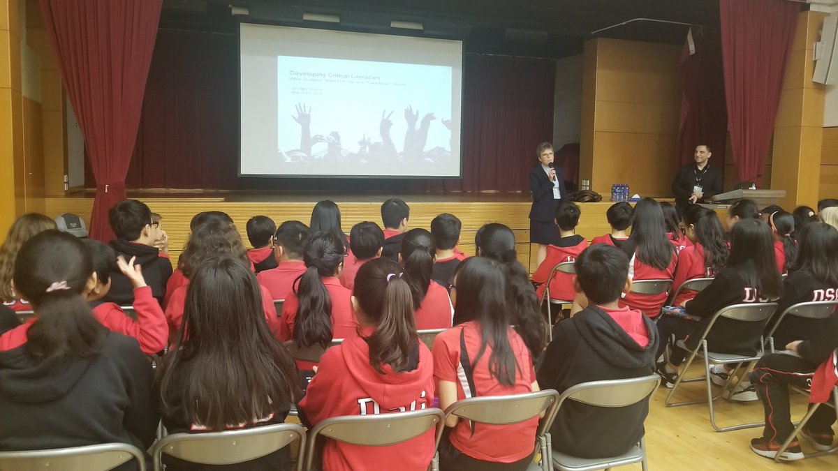 mrstedstone's tweet photo. @courosa teaching students to identify fake news. Great participation and answers today, Grade 6! #fakenews #thinkcritically @DSC_EDU #learningtechnologiesweek https://t.co/ZwSDtAROSG
