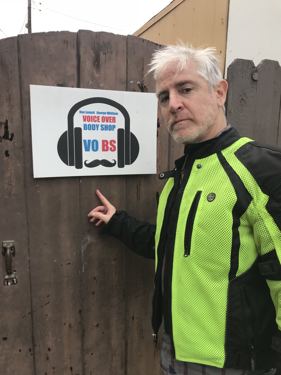 carlosalazraqui's tweet photo. 🔴 LIVE talking voices and toons with @EWABS_show Tune in: https://t.co/CbYDQZH0nr #VoiceOverBodyShop https://t.co/xWXD2AU9MA