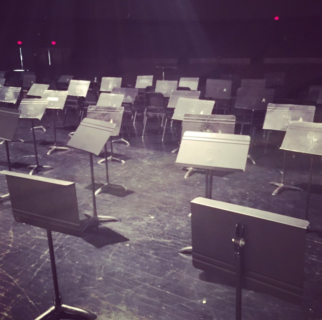 ONOWOrchestras's tweet photo. The stage is set for Mark Wood Day 1 Get your tickets now! Friday @ 7 https://t.co/zQiZ19s86D #electrifyyourstrings https://t.co/LGYJ2mmuAw
