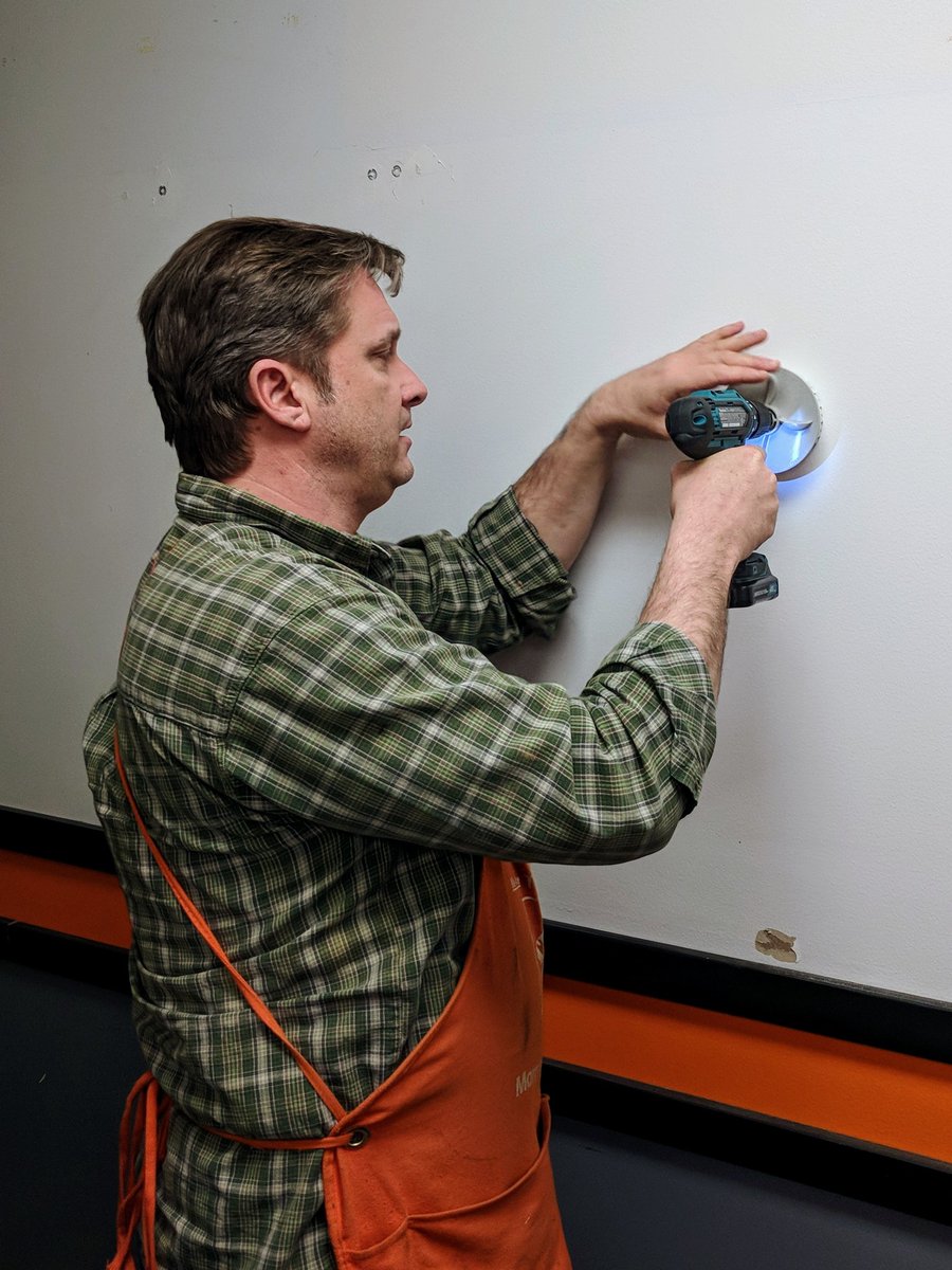 HDmattmiddleton's tweet photo. Lumber Department Supervisor Tom demonstrated how to use the #Ryobi 4" Drywall Repair Kit for the leadership team today. Perfect for repairing doorknob sized holes. #thd4740 #Chehalis #DIY #RYOBINation @RYOBIpowertools @JamesTHD4740 #Gembag @Patterson4740 https://t.co/IT0g5BP7yu