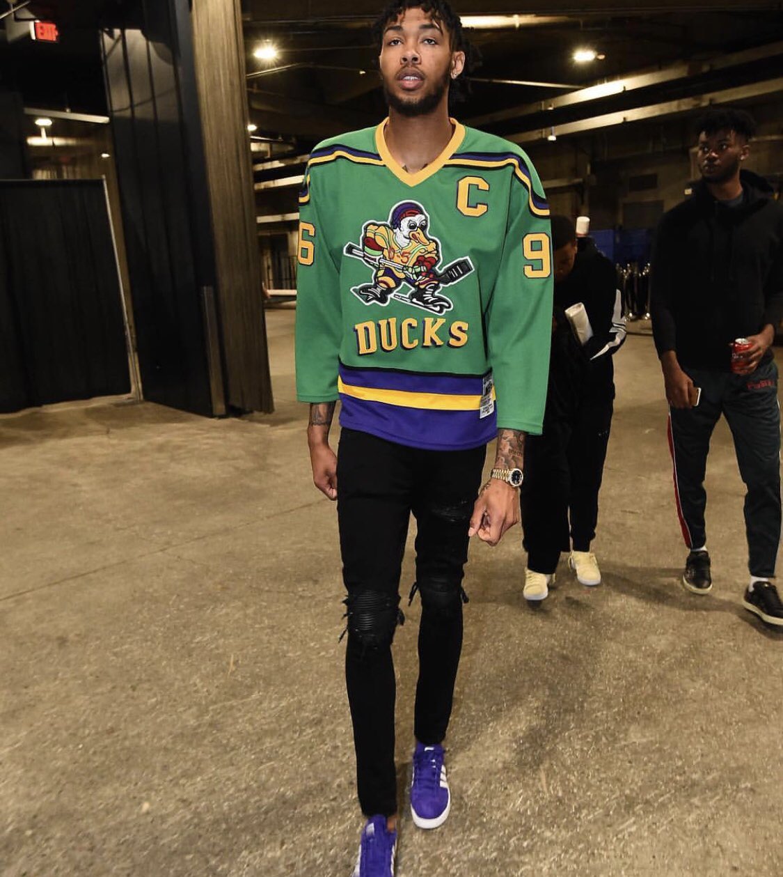 Mighty ducks store jersey outfit