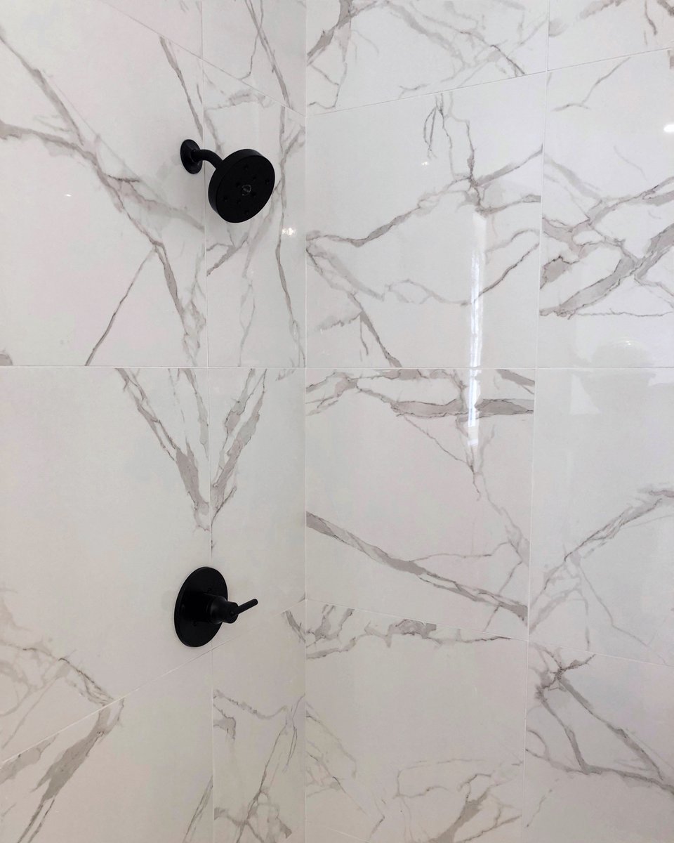 Spa shower goals 😍 Black fixtures are trending right now and we absolutely love it 🙌🏼