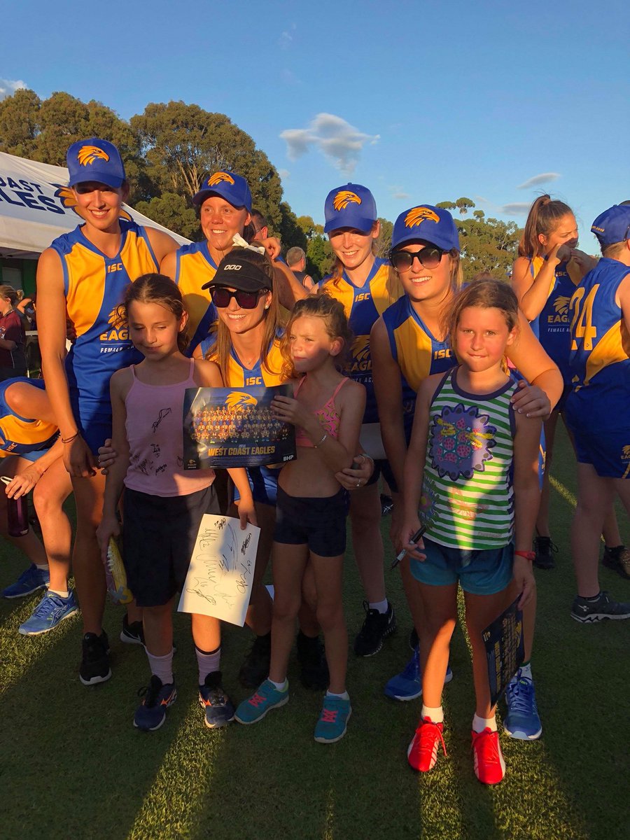 TarniGolisano's tweet photo. What a fantastic day yesterday at the @WestCoastEagles girls come and try clinic 🙌🏼🦅 https://t.co/HBJZRYXEb4