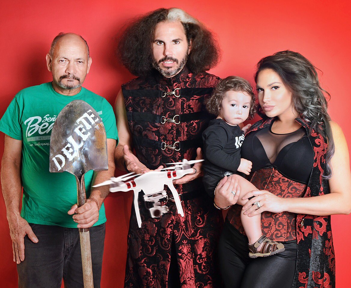 MATTHARDYBRAND's tweet photo. Tune into @WWE #RAW right now.

I'm going to introduce you to my TRUSTED PLATOON, The #HardyCompound &amp; The #UltimateDELETION!! https://t.co/QIBXvvM0hP