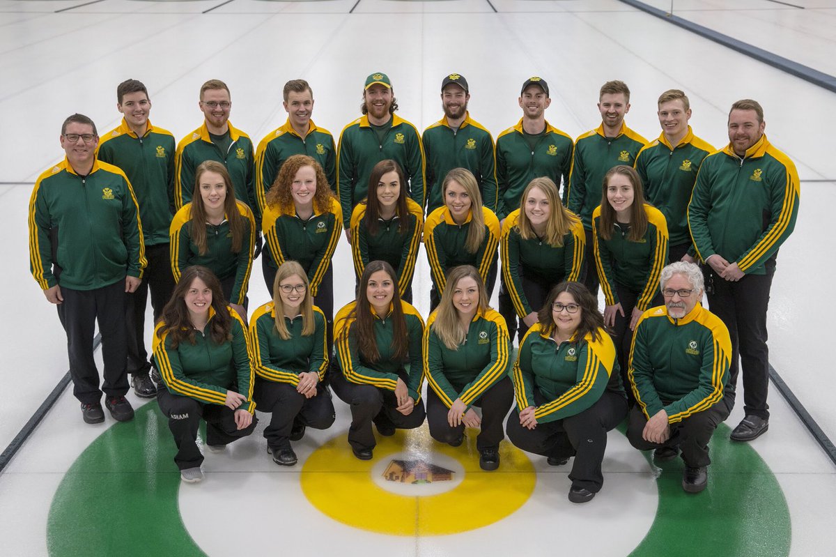 UofACurl's tweet photo. Our 2017/2018 squad! You can bet the hard work isn’t done yet though - less than 2 weeks until hometown Nationals get started! #grindtimeprimetime https://t.co/ECqjx1Ick5