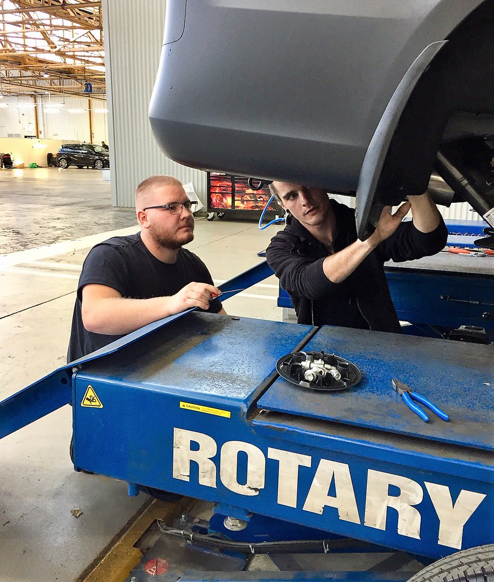 LSH_Apprentice's tweet image. New 1st Year @WPCgroup #Apprentice Caine enjoying his work day @MercedesBenz Melbourne Vans Centre #learnonthejob