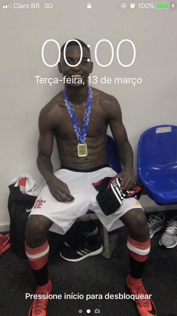ramonr6_'s tweet photo. Mais um ano cheio de vida que meu Deus me deu...🙏🏾❤️🎶🎶
Só agradecer a Deus por mais um ano de vida, 1.7. 🤪😏
Gratidão 🙏🏾❤️🙌🏾
#Bleeee🤪😝😝 https://t.co/7UDNcZLLmK