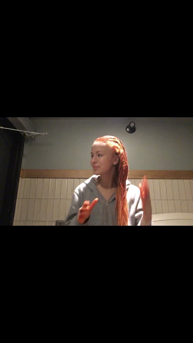 llmachula's tweet image. Sister: “Lex, you look like that tana mongeau girl”  me: *1 hour and 30 minutes later..