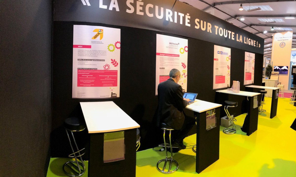 [#CFIA2018]
Une thématique : la sécurité... 120m2, un parcours avec 4 îlots et 8 démos. 
On vous attend sur le plateau #UsineAgroFutur ! 
👉RDV Hall10A Stand G4H3