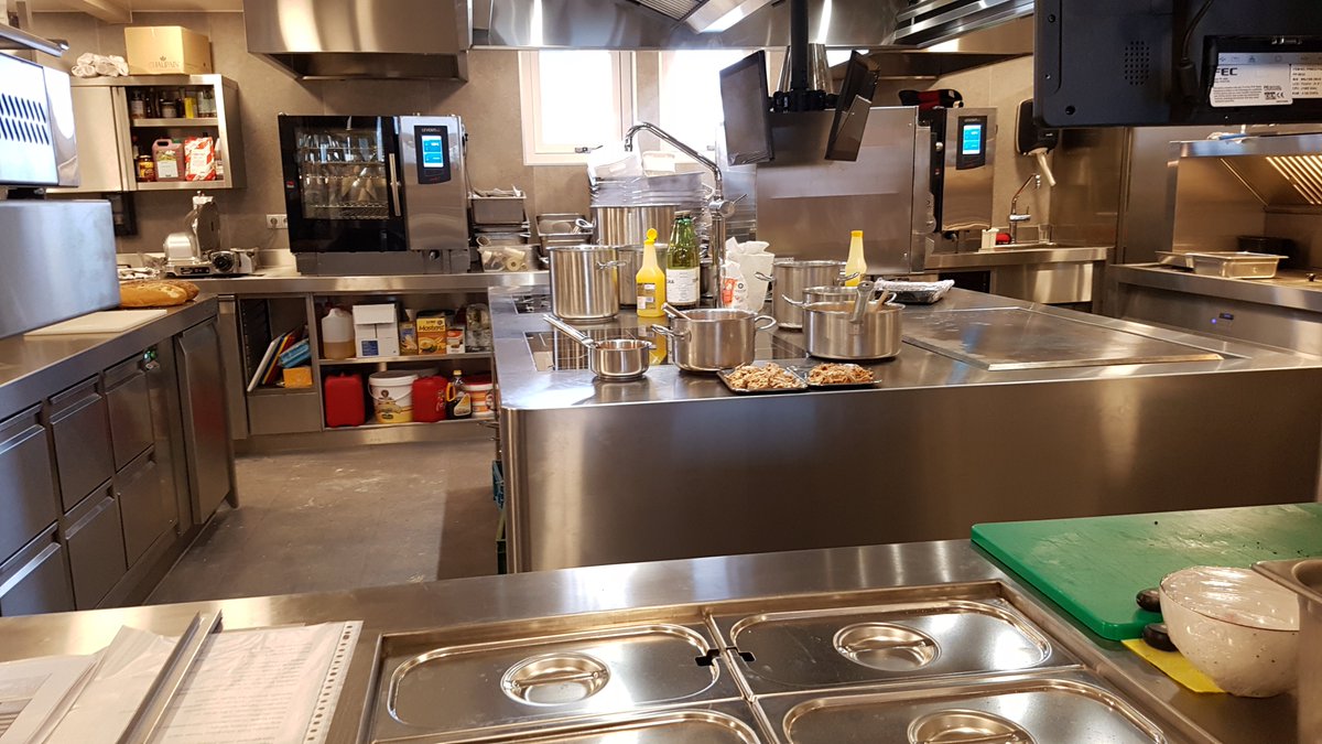 levensmiddleby's tweet image. Compleet vernieuwd strandpaviljoen @SurfenBeach  Trots dat wij in dit prachtige paviljoen te Katwijk aan Zee 2 gloednieuwe Leventi me ovens geplaatst hebben. Bezoekje brengen? surfenbeach.nl Meer over onze Leventi me ovens? leventi.me