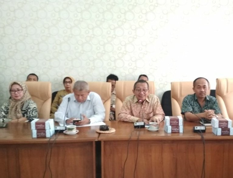 SyafiAM_NU's tweet photo. Dalam kegiatan Kunjungan Kerja Badan Musyawarah DPRD Gresik di DPRD Kabupaten Pati https://t.co/GNEaBBRcgB