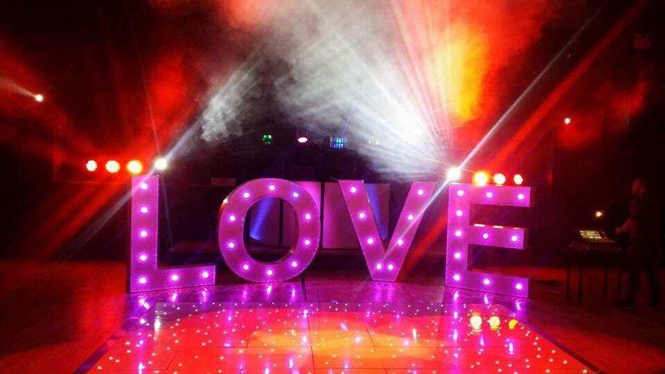 partyselection2's tweet photo. Good morning ladies and Gents!!
Happy Tuesday 
#dancefloorhire is available at the https://t.co/fNXUdAdzBx 

Giant letters #led trees # corporate entertainment and hospitality. https://t.co/alfZUKfawo