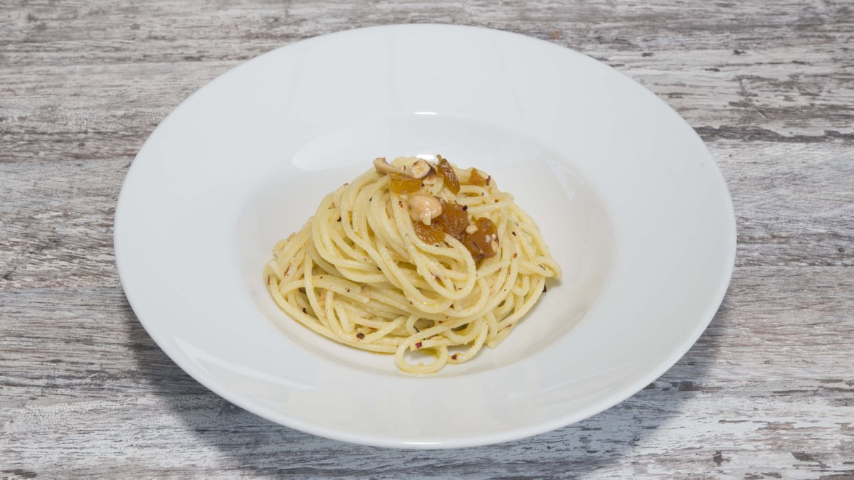 leonedorobg's tweet image. Pranzare spendendo poco? Scopri tutti i nostri menù a prezzo fisso!
Un esempio? Menù del giorno 10€ con primo 🍝, secondo piatto 🍳 e buffet 🥗 
bit.ly/pranzodilavoro…

#illeonedoro #pranzodilavoro #businesslunch #pranzoitaliano #pausapranzo #senzaglutine #menuaprezzofisso