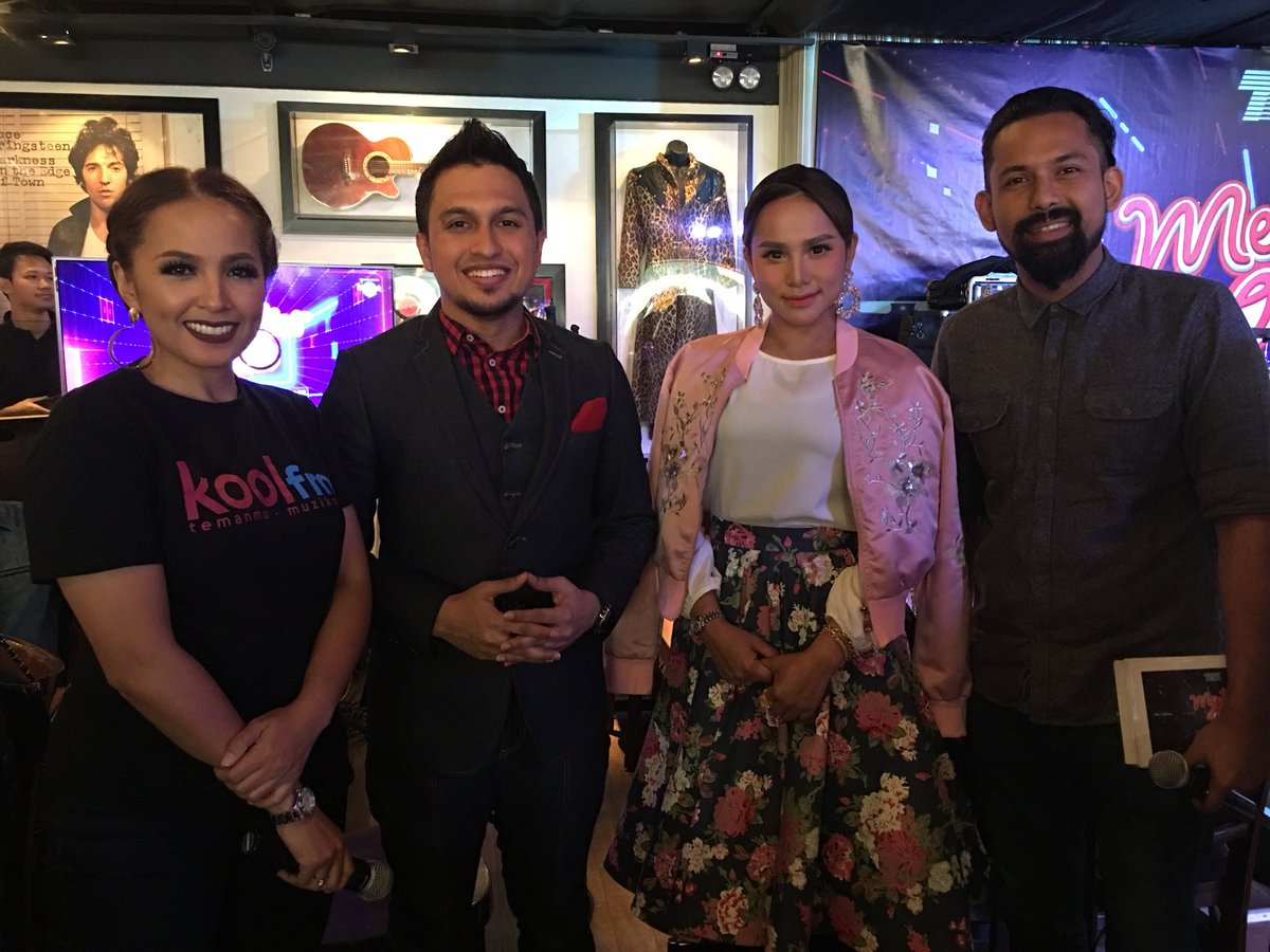 kool101my's tweet photo. Haziq & Elly Mazlein merupakan pengacara untuk “Mentor Otai” yang bakal menghiburkan ANDA bermula 18 Mac ini jam 9 malam di @tv3malaysia #KoolFMLiveUpdate .. https://t.co/L7bNffGcsx