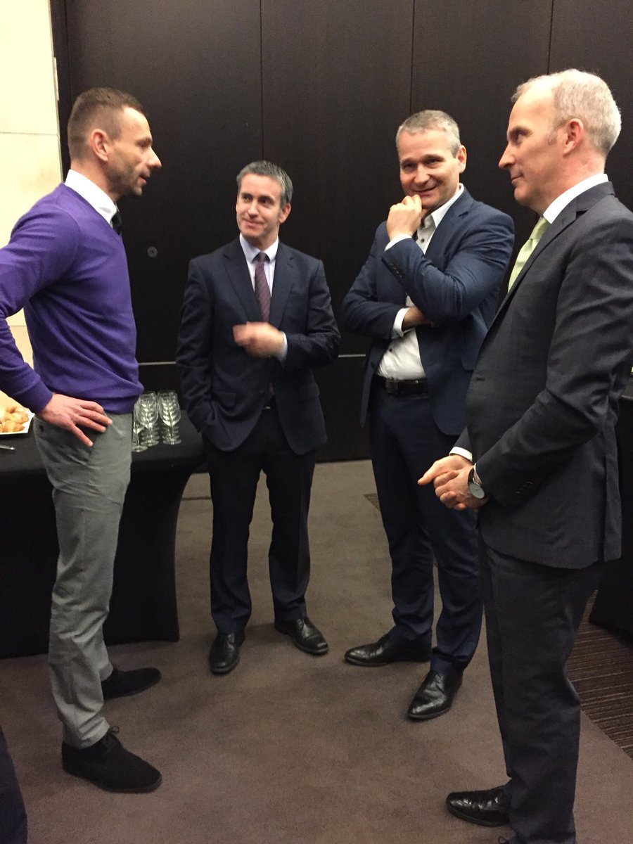 Damien English tweet media