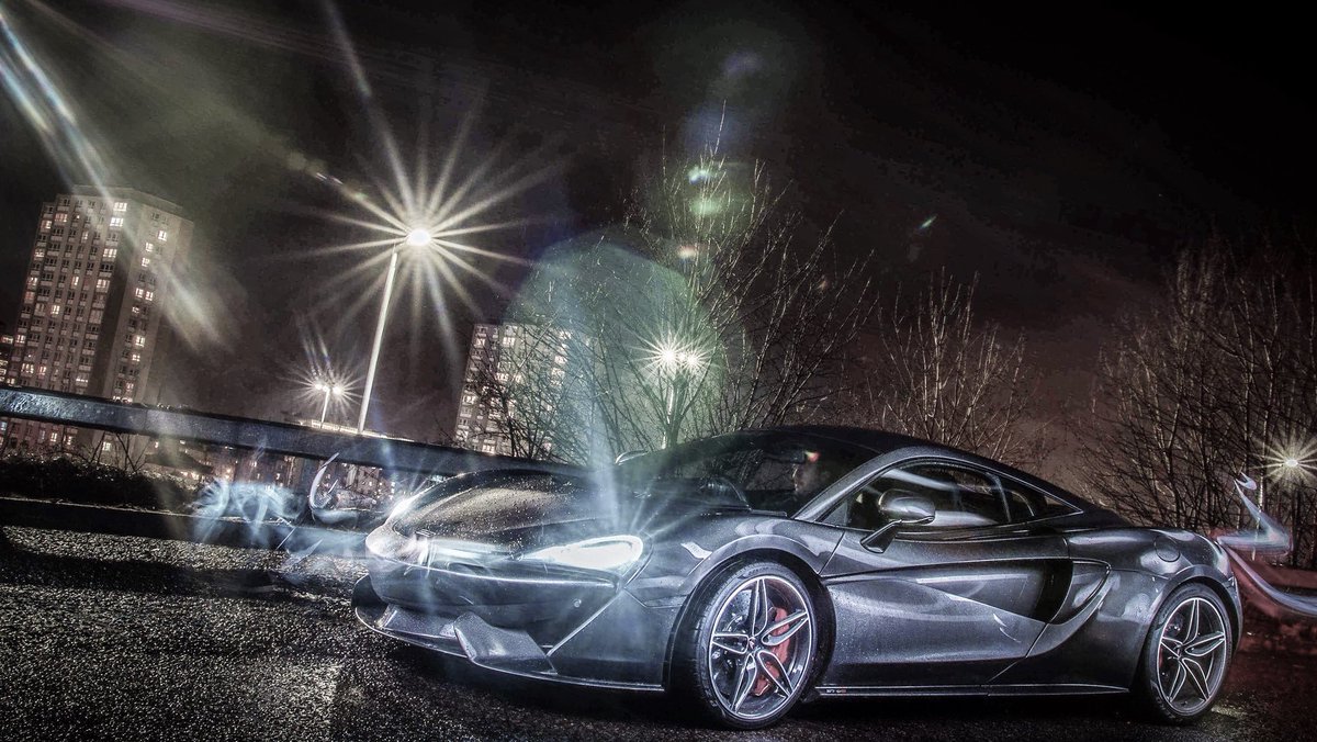 ONE3_MEDIA's tweet photo. Very Gotham like photo from last weeks shoot ... #mclaren #Scotland #supercar another day of filming next week 🎥😍 https://t.co/XBpYJaJz9T
