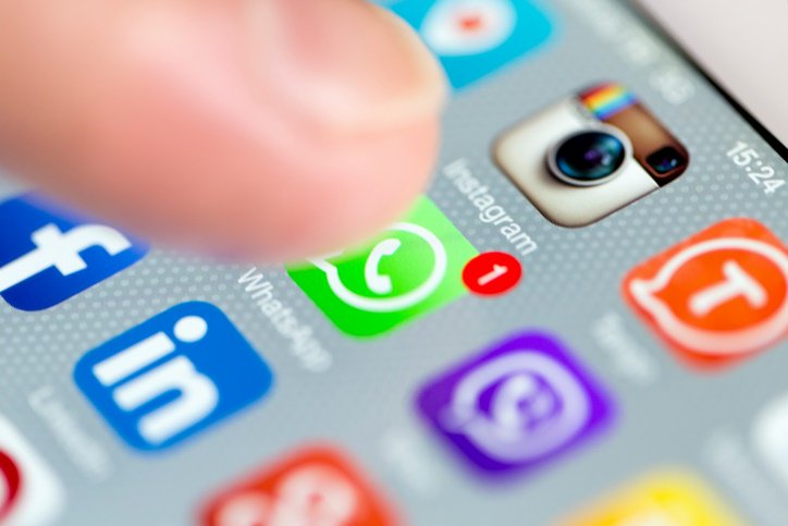 #WhatsApp: Wil jy graag die nuwe weergawe van WhatsApp toets? Só kan jy dit doen voor al jou vriende.
<a href="/Netwerk24/">Netwerk24</a> 
<a href="/PetrusMalherbe/">Petrus Malherbe</a>