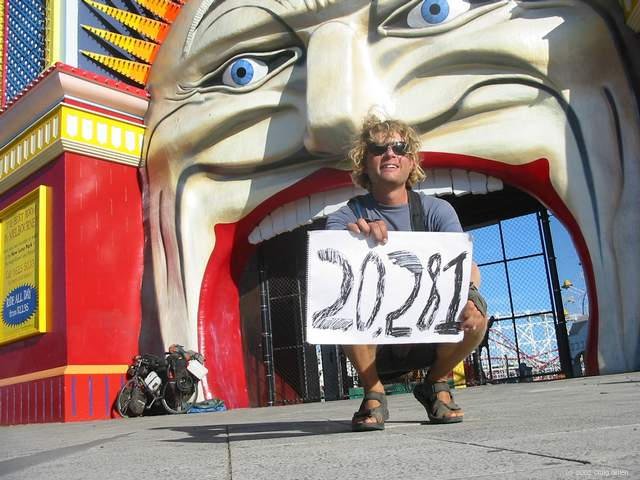 humanclock tweet media