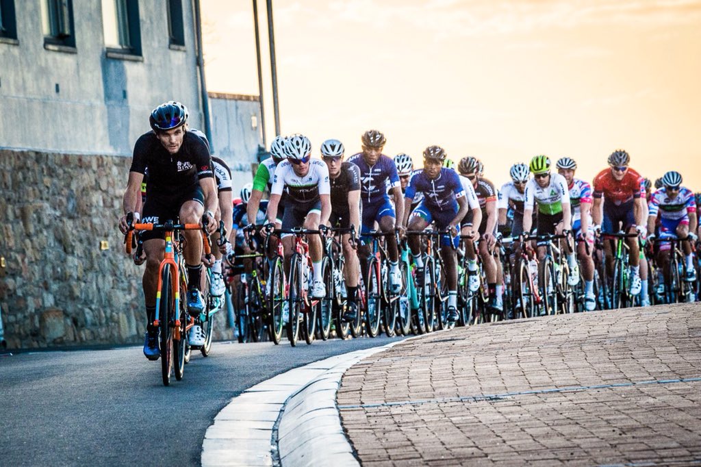 _RushSports_'s tweet photo. #WeRide    🤘

Was a peach of a day for Sunday’s 40th edition of the @CTCycleTour. 

Did you crack sub3 ??

Thanks @Volume_Photo for the lekker 📸 👊 

@CityofCapeTown_ @santacruzbikes #Stigmata https://t.co/rv13lQghzF
