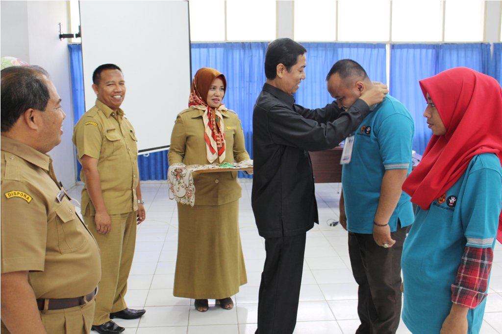 PRIADI SYUKUR: PEMUDA HARUS MENJADI PIONER MENANGKAL NARKOBA,HIV/ AIDS
sumbarprov.go.id/details/news/1…