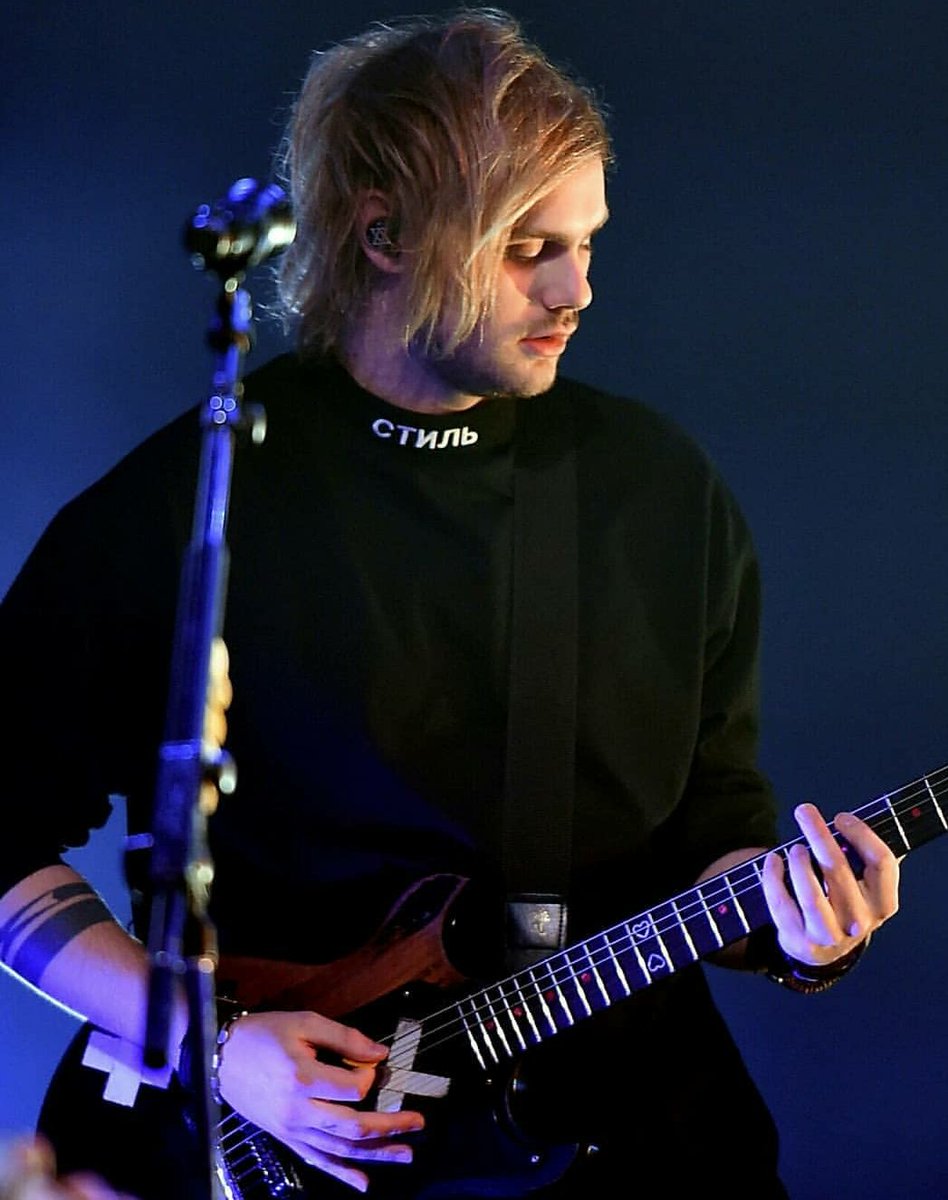 RT_2_bless's tweet photo. #5SOSBestFans https://t.co/U0cgnKau8a
