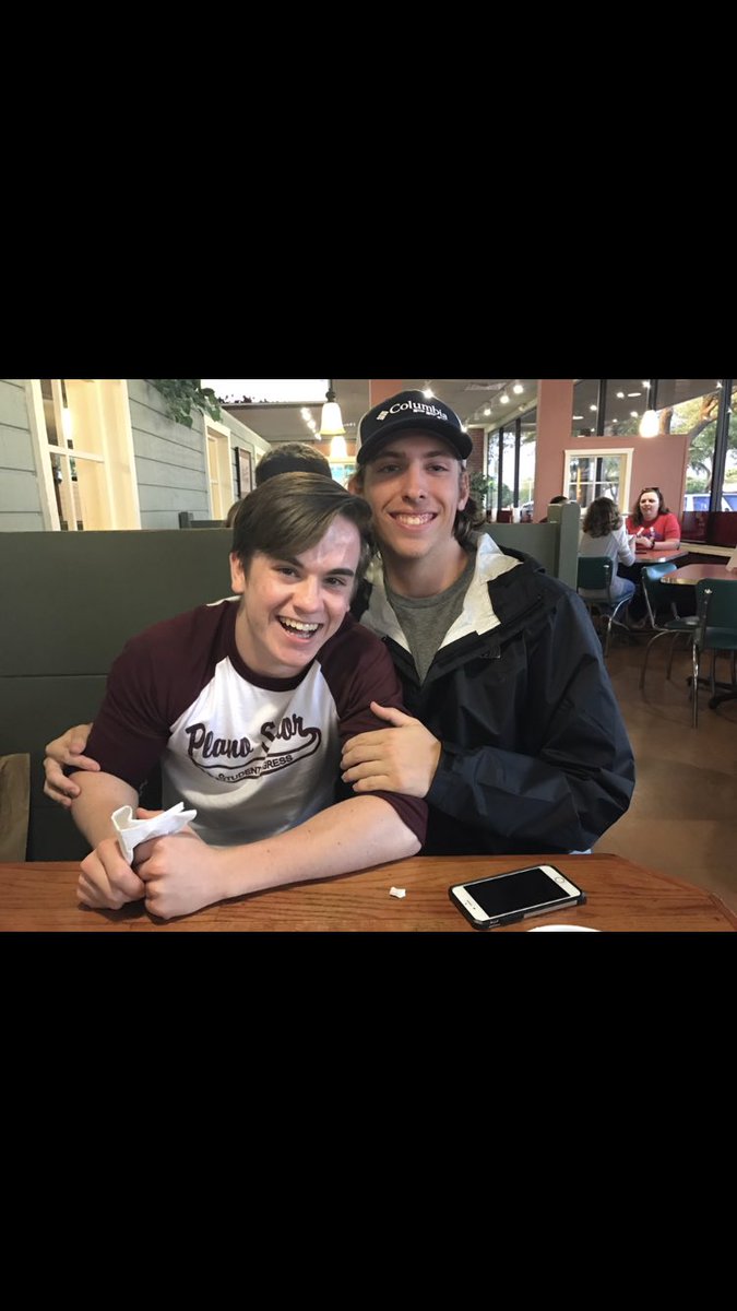 Sam_Strobel004's tweet photo. Derrick I love you brother happy birthday dawg https://t.co/tbCE3YpeOj