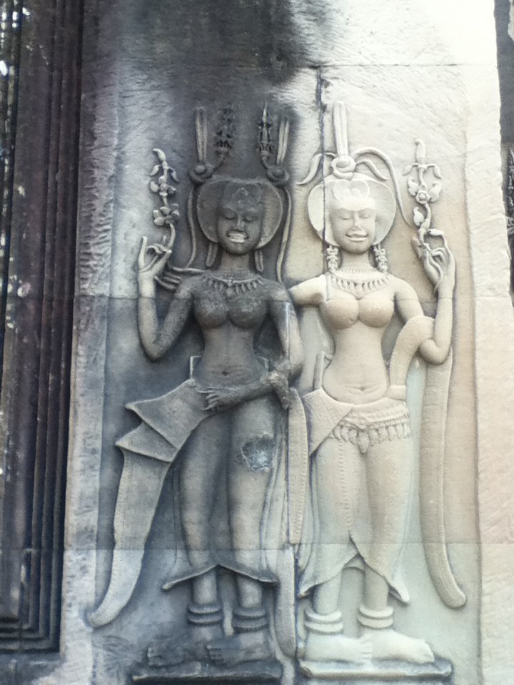 WulfgangGott's tweet photo. Angkor Temple Complex - Part 36 - Apsaras, Devatas &amp; Mudras
☐  
Click the link to learn a REAL magick trick..
■  
https://t.co/qYzEU2Jm3b
☐ 
#Buddhism #Hinduism #Mysticism #Magick #Symbolism #Cambodia #Angkor #Khmr #History #GottsSymbols #AngkorWat #TreeofLife #Kabbalah https://t.co/nPPuBlji54