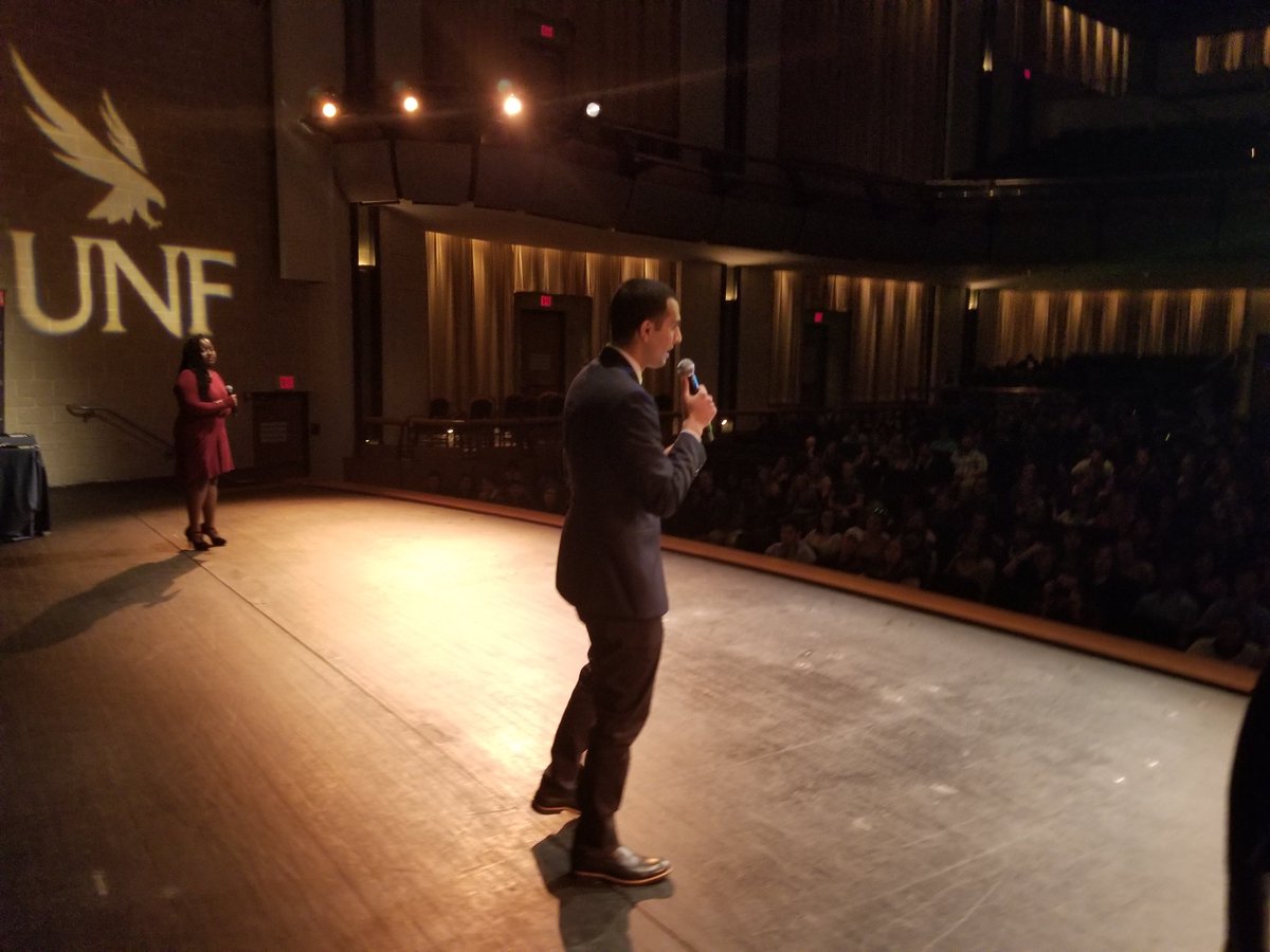 nevetsenolam's tweet photo. On the stage with @DirectorLeeGiat et al. accepting a @campusmoviefest Jury Award for his short film 'Rendezvous'. Even though I only shot 5 seconds of drone footage for a segue shot, it felt good to be a part of the group. #CMFatUNF https://t.co/y7Qz5nDJpa https://t.co/BbGLJtiUz8