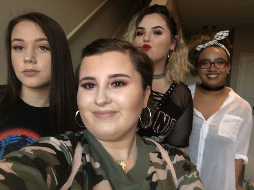 ENDURE TO CURE (@enduretocure) on Twitter photo We sent Shauntelle who is batttling Langerhans Cell Histiocytosis (LCH) to <a href="/theweeknd/">Abel Tesfaye</a> concert with her cousin and two of her friends. Her mom said, “It was a huge lift to Shauntelles spirits and she loved every minute! We very much appreciate it. Thank you E2C!" We sent Shauntelle who is batttling Langerhans Cell Histiocytosis (LCH) to <a href="/theweeknd/">Abel Tesfaye</a> concert with her cousin and two of her friends. Her mom said, “It was a huge lift to Shauntelles spirits and she loved every minute! We very much appreciate it. Thank you E2C!"