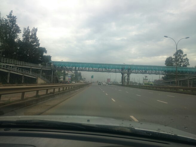 UkulimaDigital's tweet photo. Thika road at Safaripark @ma3route @KenyanTraffic @roadflashke #RoadFlashCam https://t.co/K0scq8svFJ