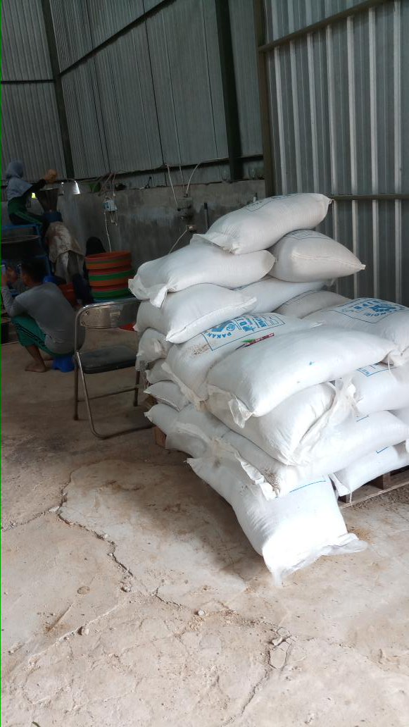 Produksi pakan mandiri <a href="/bpbatmandiangin/">Bpbat Mandiangin</a> terus digenjot untuk memenuhi konsumen dalam upaya sukseskan program GERPARI <a href="/BudidayaKKP/">Budidaya KKP (DJPB)</a>