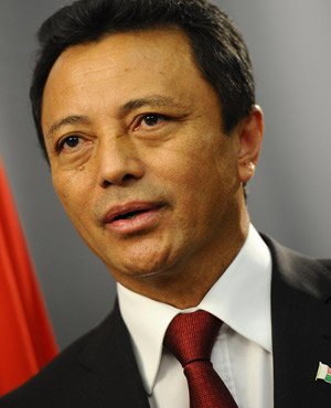 #Madagascar #Summons US #Envoys over ex-leader's #Dairy #Cows: mambolook.com/link/16187504, mambolook.com/africa/animal-…, mambolook.com/africa, duniayote.com/africa