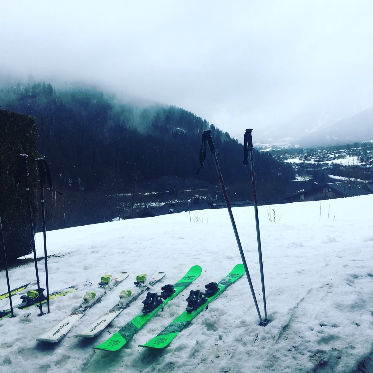 First day of #skiing in #leshouches lunch break back.  Fab location ski to and from apartment.  Creating a digital guest guide for future guests - no more out of date info!